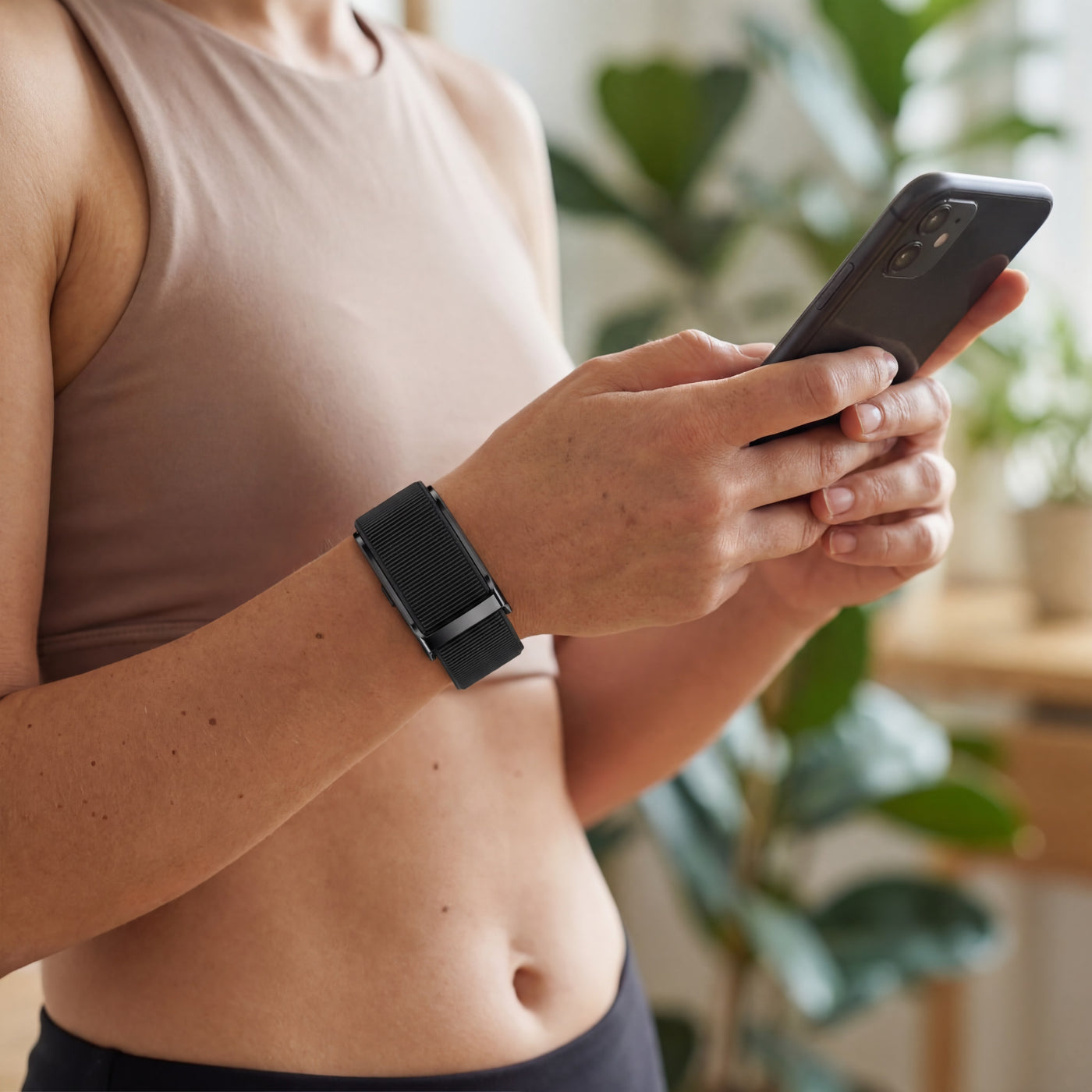 Stays Charged for 30+ Days