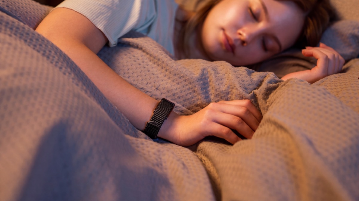 Resting heart rate trend in the HLTH app